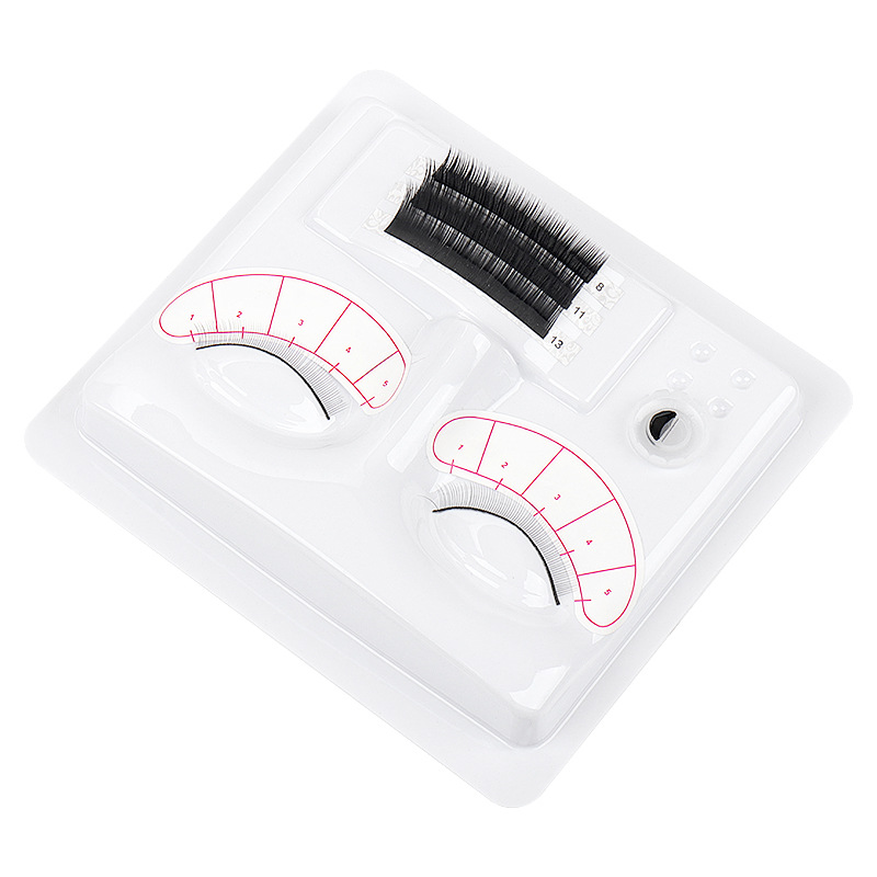 Eyelash Extension London - 5 adet kirpik uzatma manken kafası